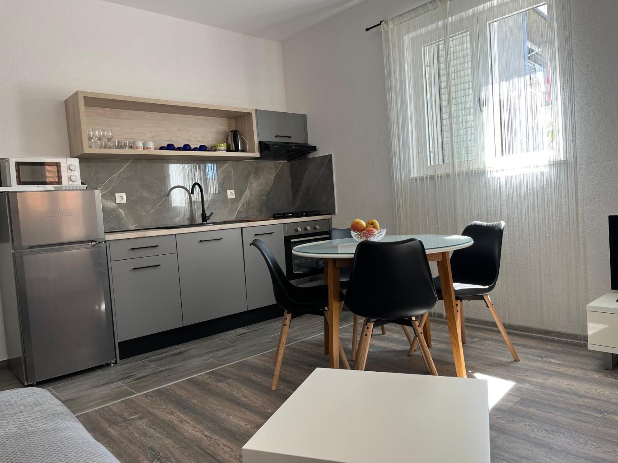 Apartment Makarska M&I, Free Private Parking Esterno foto