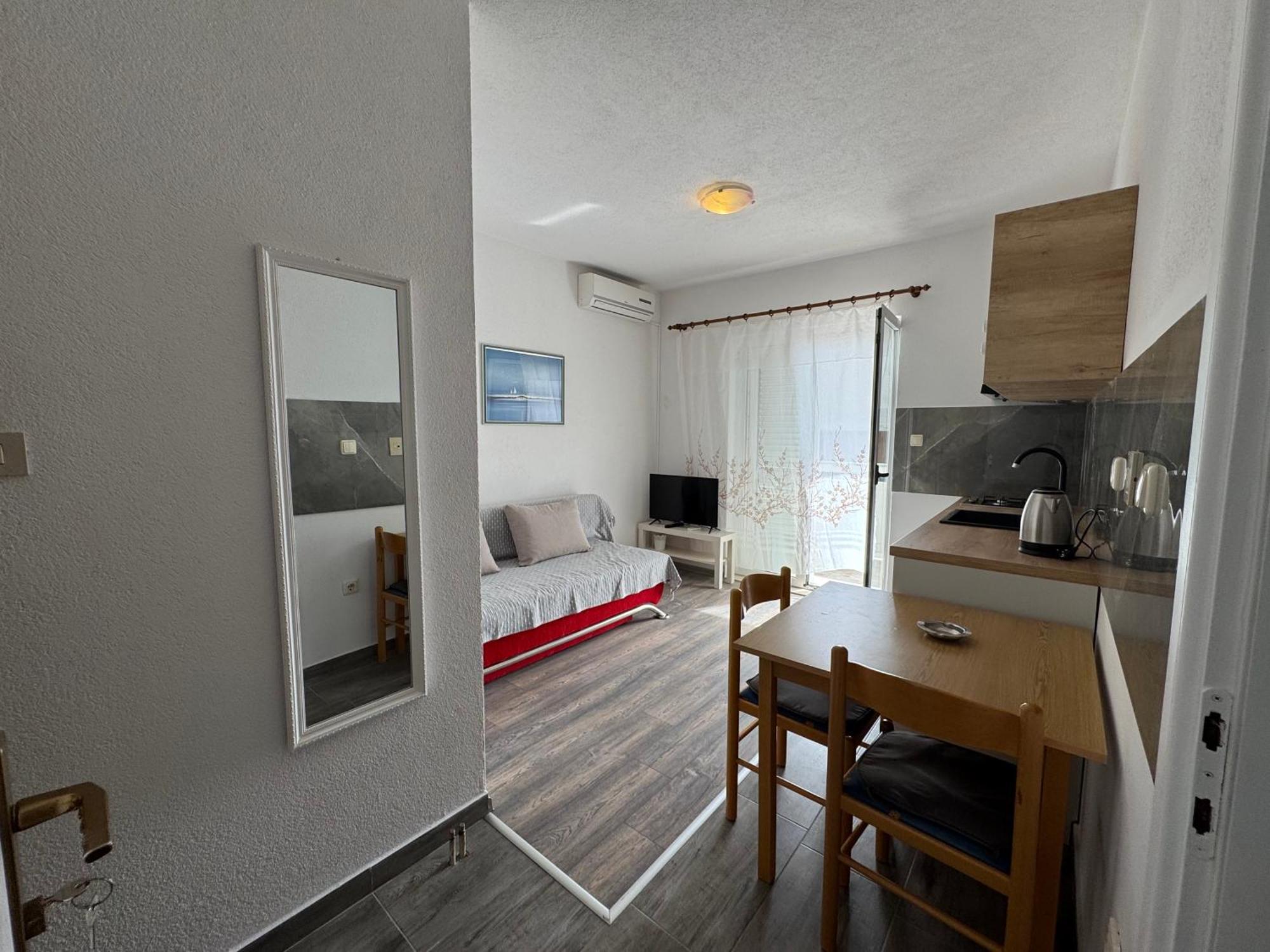 Apartment Makarska M&I, Free Private Parking Esterno foto