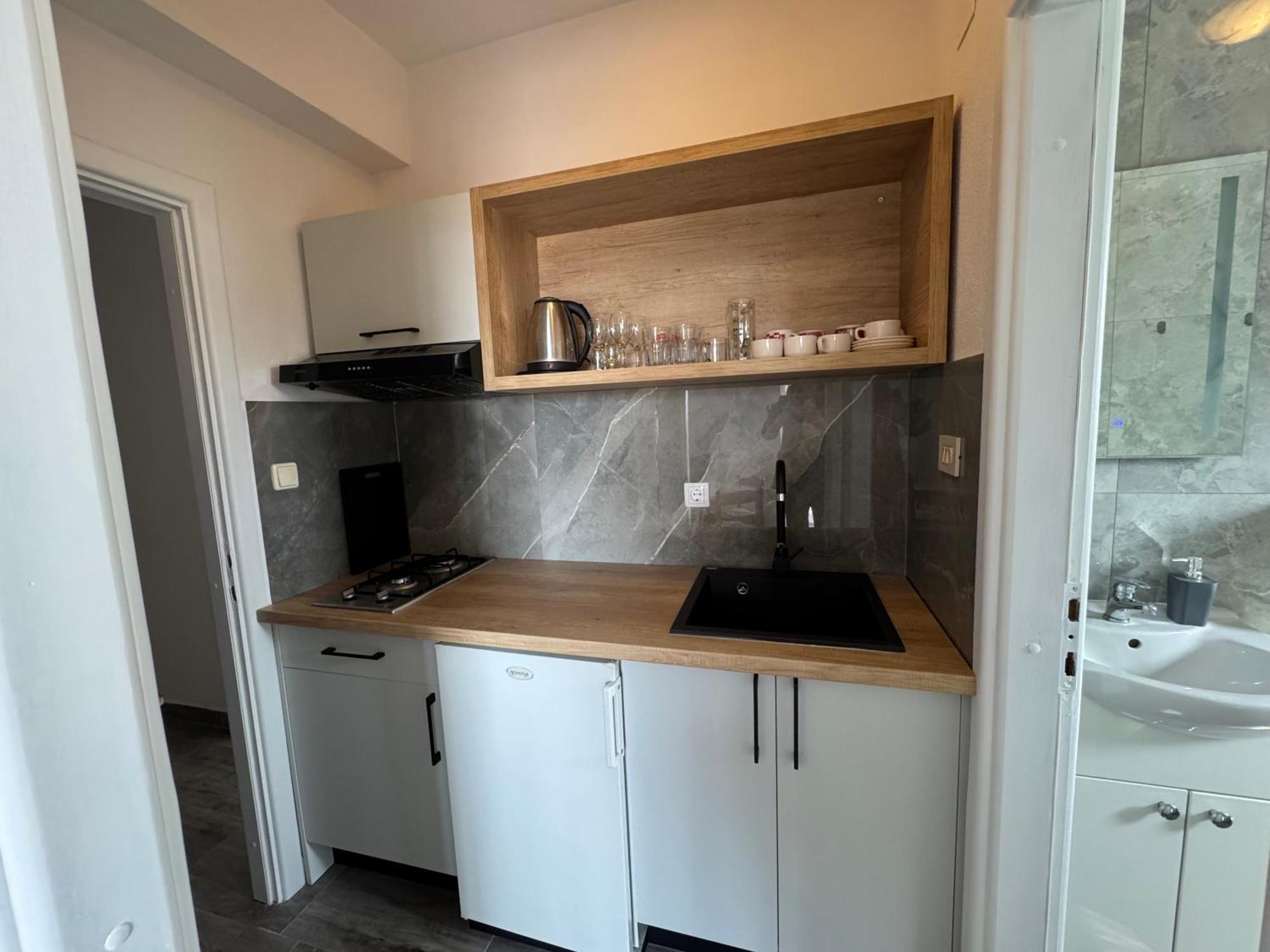 Apartment Makarska M&I, Free Private Parking Esterno foto